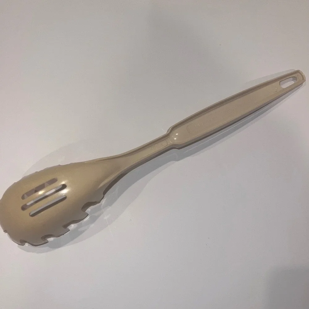 Ekco Pasta‎ Fork Server Almond Beige Vintage Slotted Spoon USA